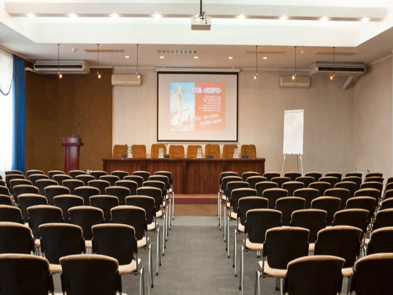 Express Congress 3*