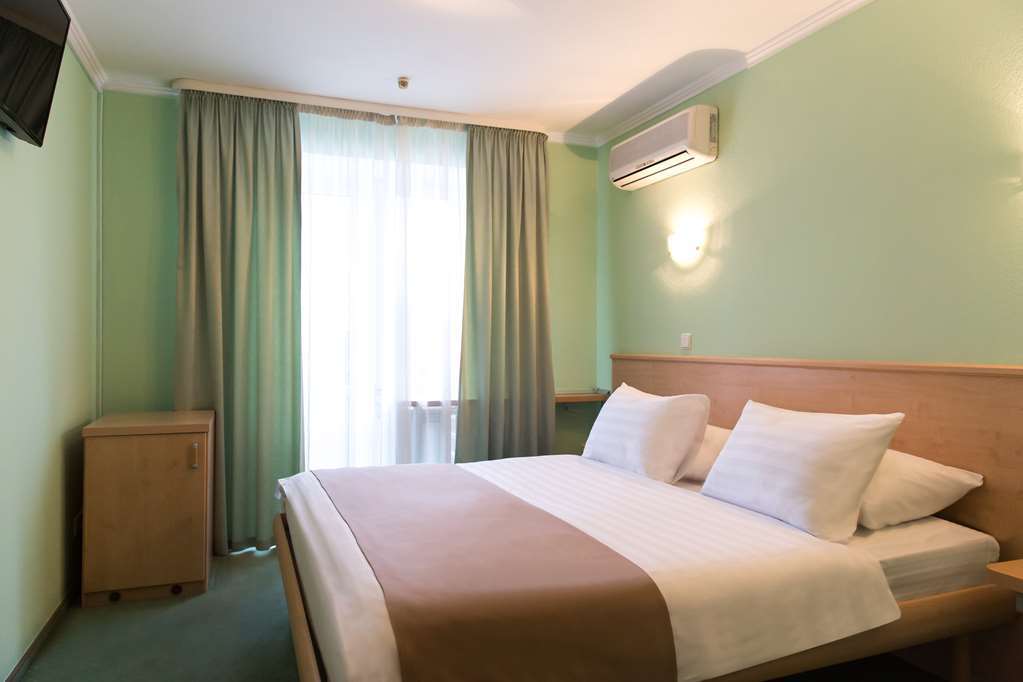 Hotel Express Congress 3*